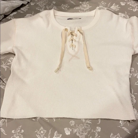 A&F Cream Boxy Lace Up Waffle Thermal Top EUC - Picture 11 of 11